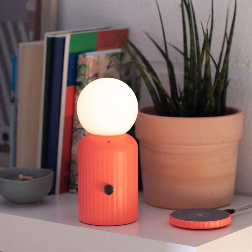 Wireless Lamp and Charger
