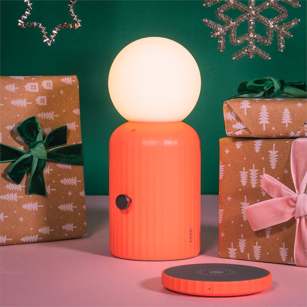 Wireless Lamp and Charger