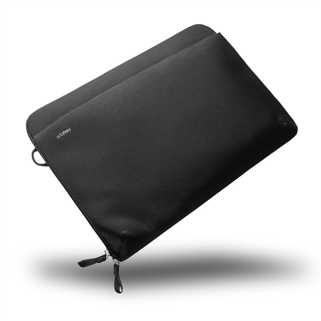 Essentials Laptop Sleeve 16"